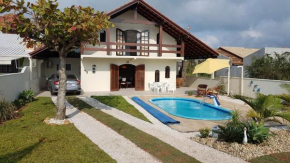 Bombinhas Canto Grande - Casa com piscina 10 Pax- Cod 227